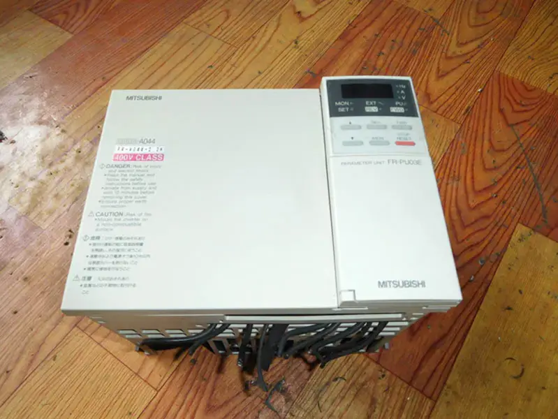 Mitsubishi FR-A044-2.2K 380V/2.2KW