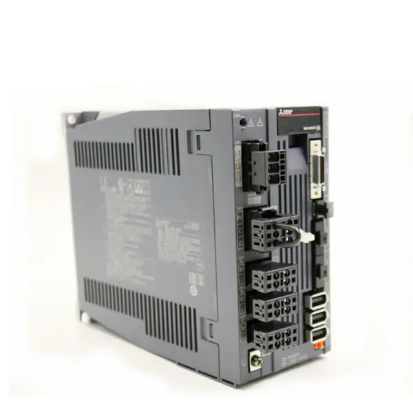 Mitsubishi MR-J4W3-444B ac Servo Amplificador Japão motor de popa