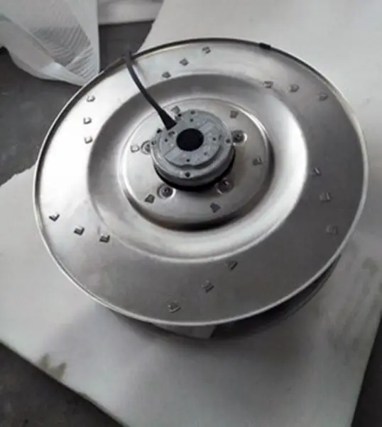 Ventilador Ebmpapst R4E400-AN09-06