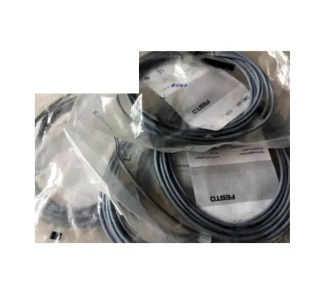 Interruptor Pushixin SMT-10M-PS-24V-E-0.3-L-M8D