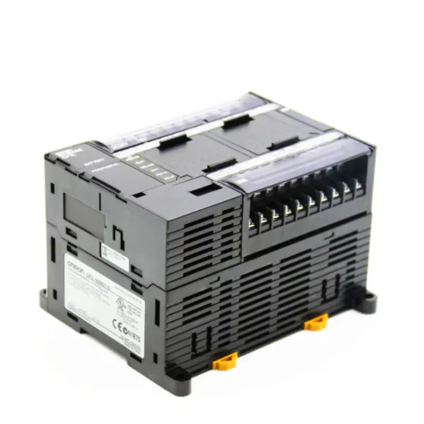 Unidade de CPU do controlador do programador PLC CP1L da Omron CP1L-M30DT-D