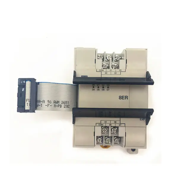 Módulo PLC Omron CPM1A-8ER