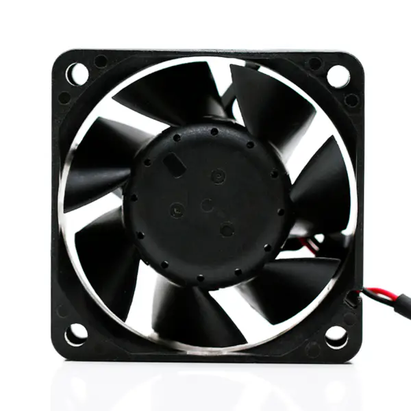Delta AFB0612SH Eletrónica DC 12V 0.32A 3.84A Ventilador de arrefecimento com rolamento de esferas 6000RPM