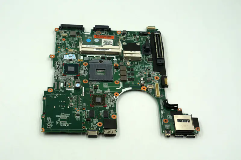 Placa-mãe HP 646965-001 8560P 6560B QM67
