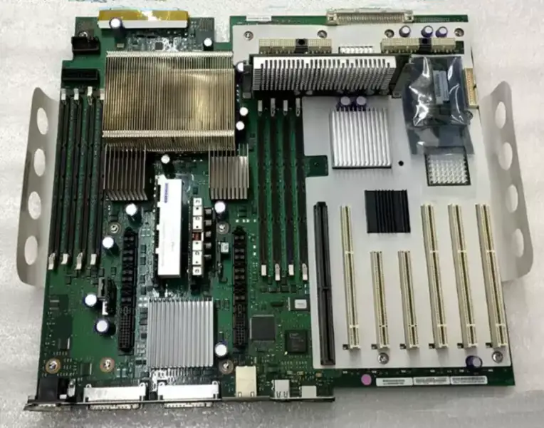 IBM 9111-520 P520 1W 1.5GHz 80P6949 80P5623 80P5586 03N6612 10N9534 placa-mãe industrial