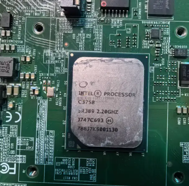 Placa-mãe Supermicro A2SDi-8C-HLN4F