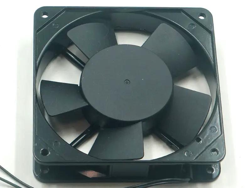 Ventilador XFS AF12025B2H