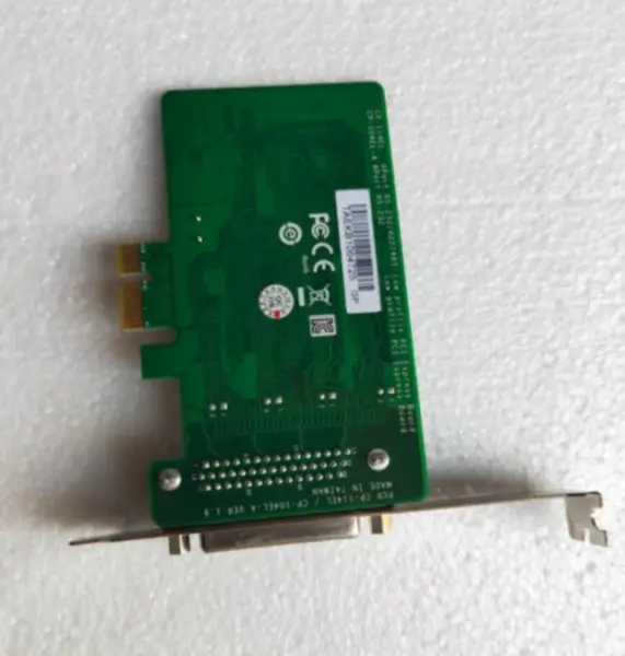 MOXA CP-104EL-A 4 portas de série RS-232 2U bezel PCI-E placa de porta multi-série CP-104EL