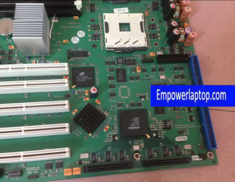 Fujitsu Siemens D1419-A12 W26361-W58-X-03 Placa-mãe do servidor TX200S2