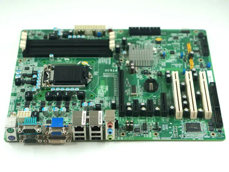 Placa-mãe DFI PT630-NRM