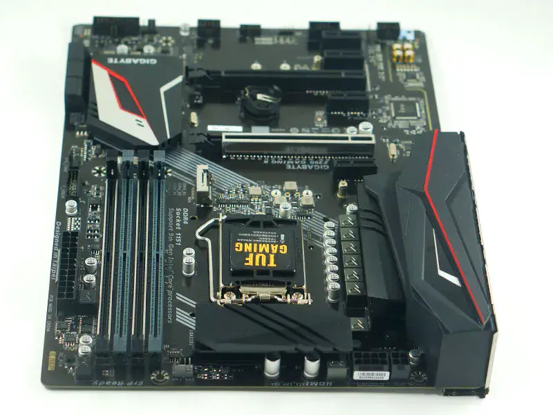 Placa-mãe Gigabyte GA-Z390 GAMING X LGA1151 DDR4