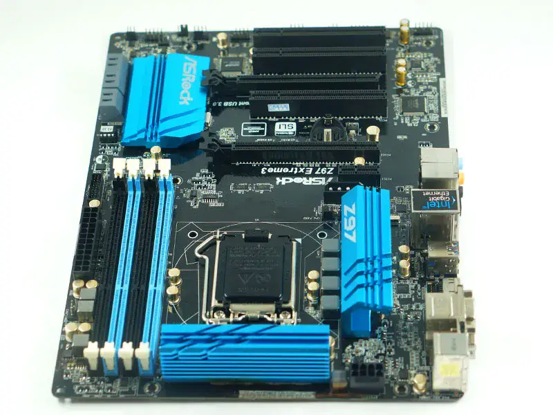 Placa-mãe Asrock Z97 Extreme3 LGA 1150