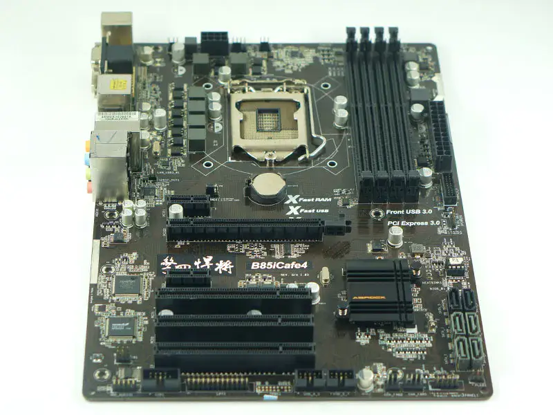 Placa-mãe Asrock B85iCafe4