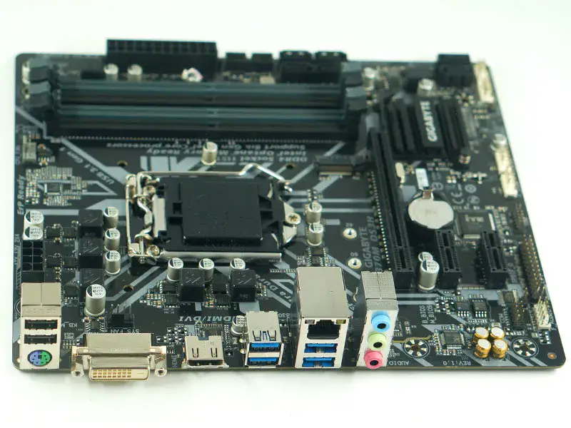 Placa-mãe Gigabyte GA-Z370M DS3H