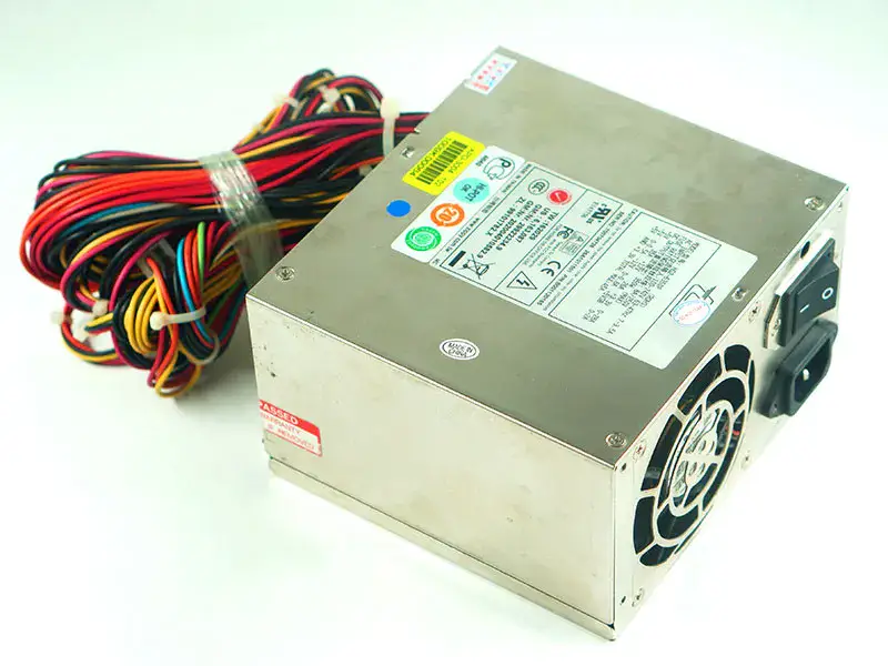 Fonte de alimentação ZIPPY HG2-6350