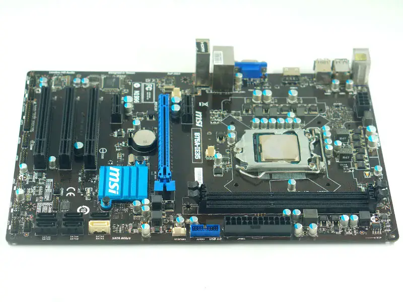 Placa-mãe MSI B75A-IE35