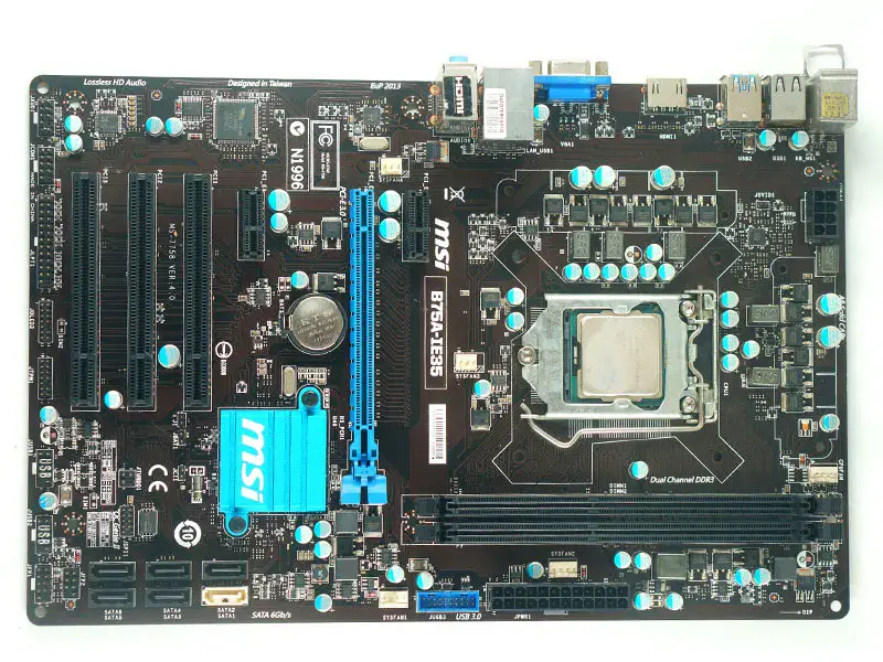 Placa-mãe MSI B75A-IE35