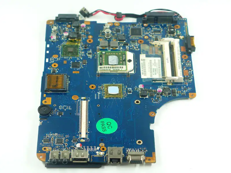 Toshiba Satellite 17'' L500D L505D NSWAE LA-5332P K000093250 Placa-mãe