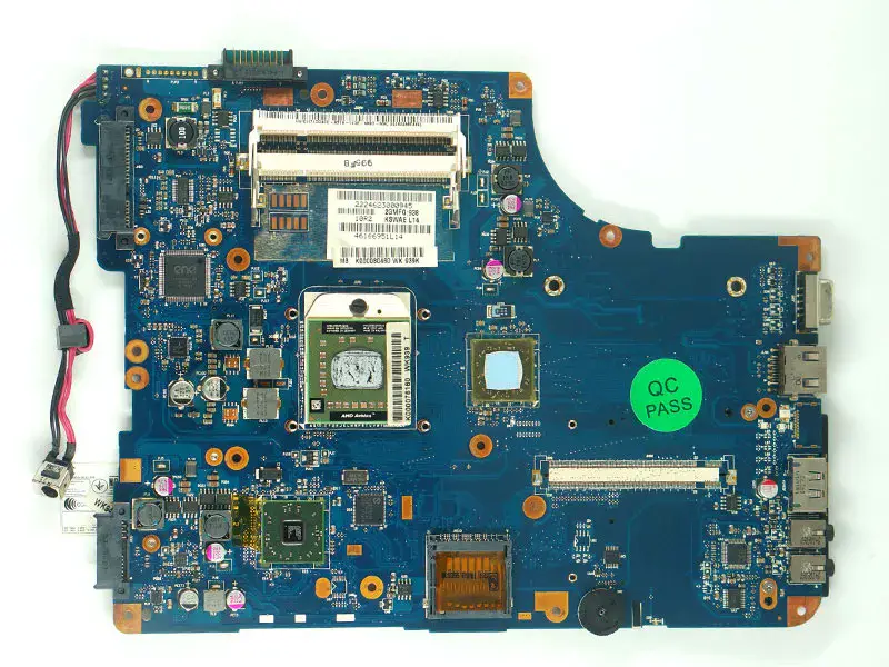 Toshiba Satellite 17'' L500D L505D NSWAE LA-5332P K000093250 Placa-mãe