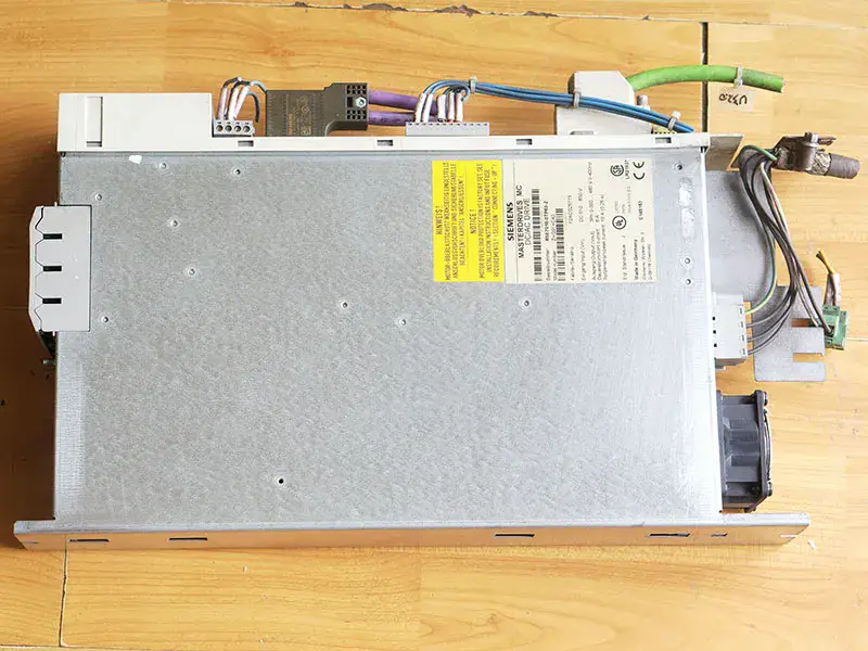 Siemens 6SE7016-0TP50-Z INVERSOR