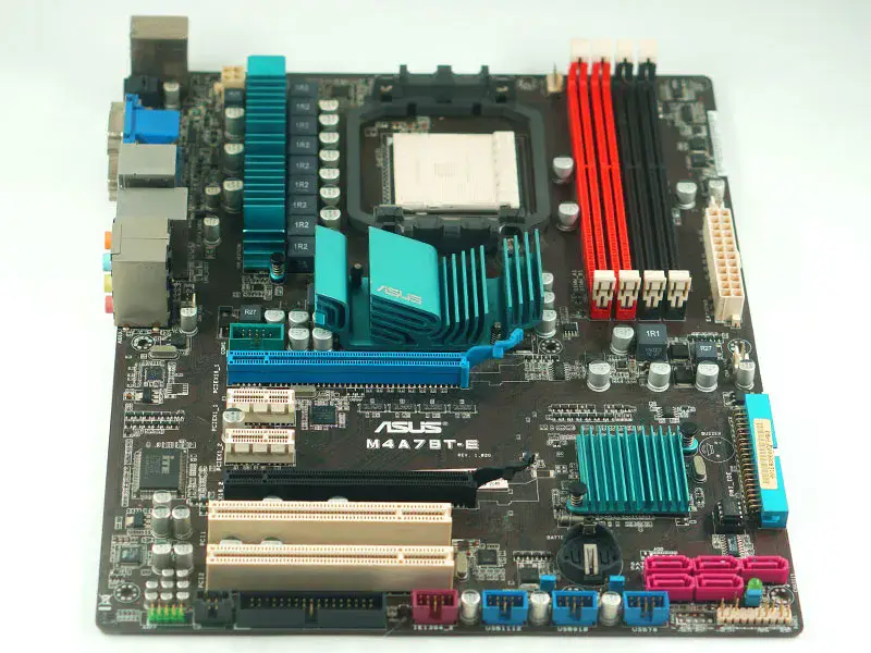 Placa-mãe Asus M4A78T-E AM3 RAM amd790GX ATX
