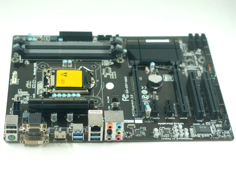 Placa-mãe Gigabyte GA-Z87-HD3 LGA1150 DDR3