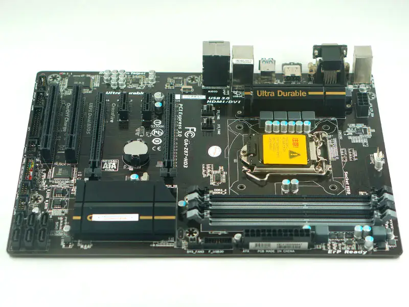 Placa-mãe Gigabyte GA-Z87-HD3 LGA1150 DDR3