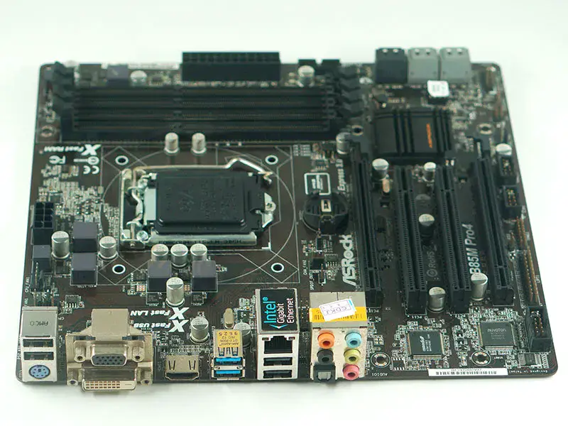 Placa-mãe ASROCK B85M PRO4