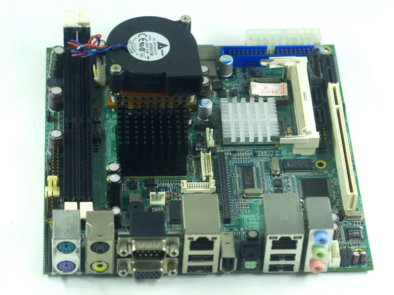 Placa-mãe IBASE MB899HF