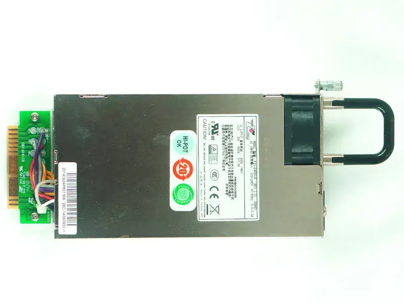 Fonte de alimentação Zippy Emacs P1S-2400V-R