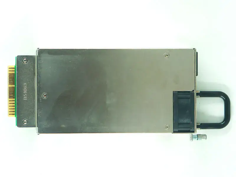 Fonte de alimentação Zippy Emacs P1S-2400V-R