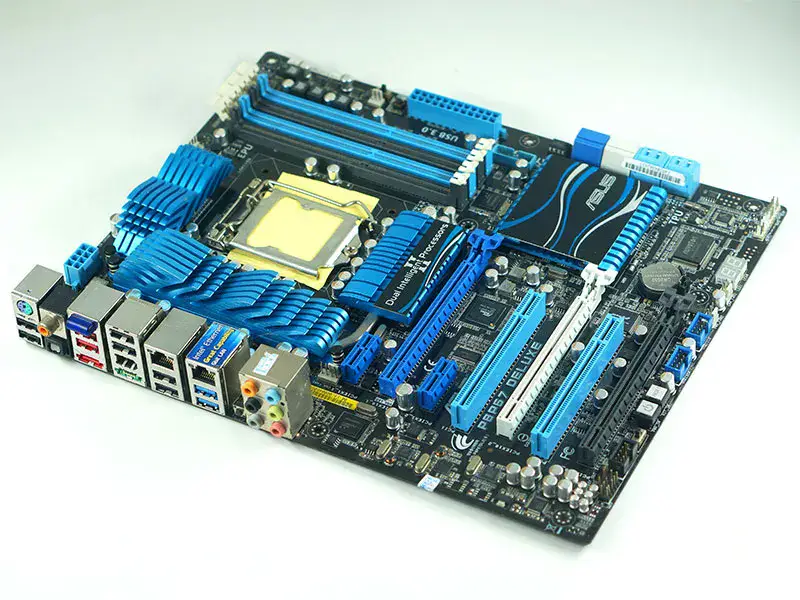 Placa-mãe Asus P8P67 DELUXE LGA1155 P67