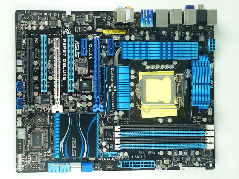 Placa-mãe Asus P8P67 DELUXE LGA1155 P67