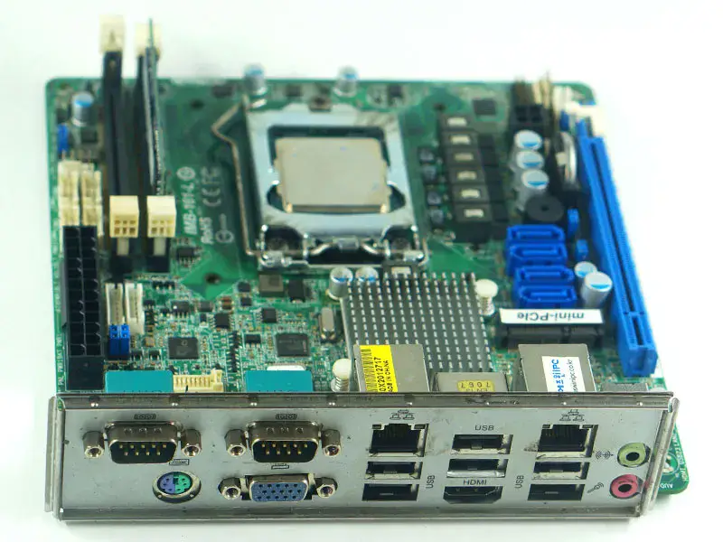 IMB-161-L Placa-mãe IMB-161-L/LVDS