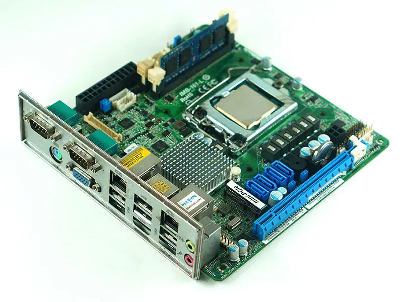 IMB-161-L Placa-mãe IMB-161-L/LVDS