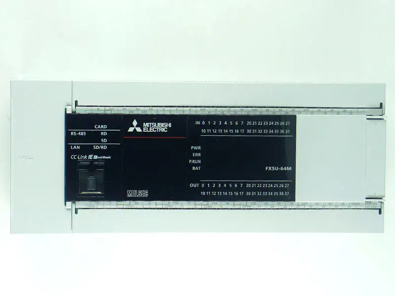 Módulo PLC Mitsubishi FX5U-64MT/ES