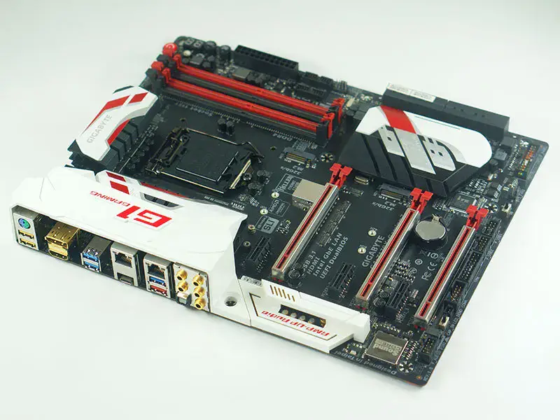Placa-mãe Gigabyte GA-Z170X-GAMING 7 LGA 1151