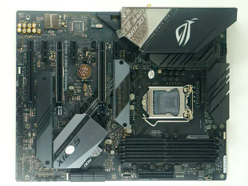 Placa-mãe Asus ROG STRIX Z390-E GAMING