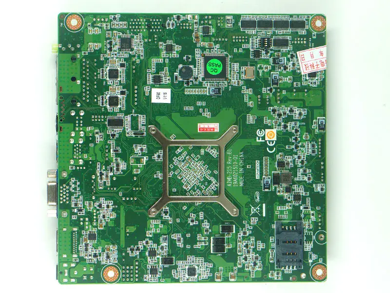 Placa-mãe Advantech AIMB- 215D