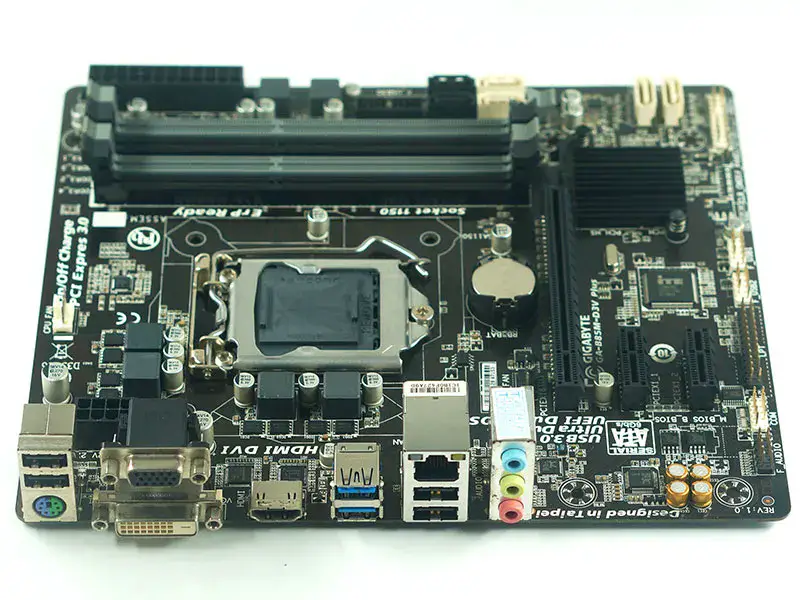Placa-mãe GIGABYTE GA-B85M-D3V PLUS