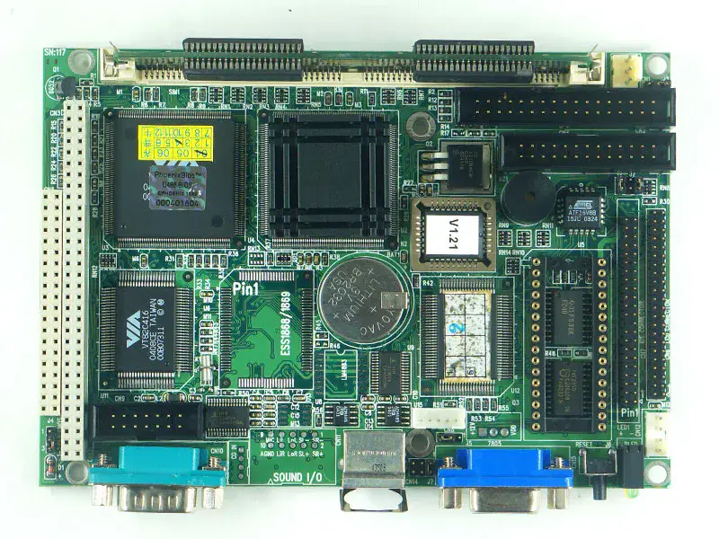Placa-mãe Advantech PCM-4825