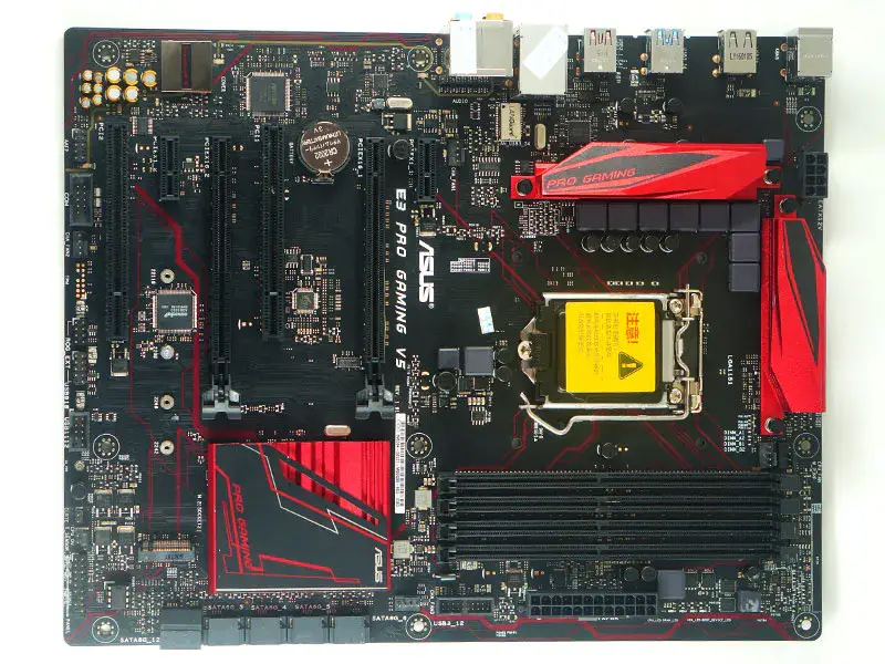 Placa-mãe Asus E3 PRO GAMING V5 C232 LGA 1151 E3 1231V5