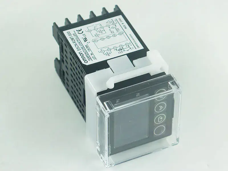 Termostato OMRON E5CN-R2MT-500