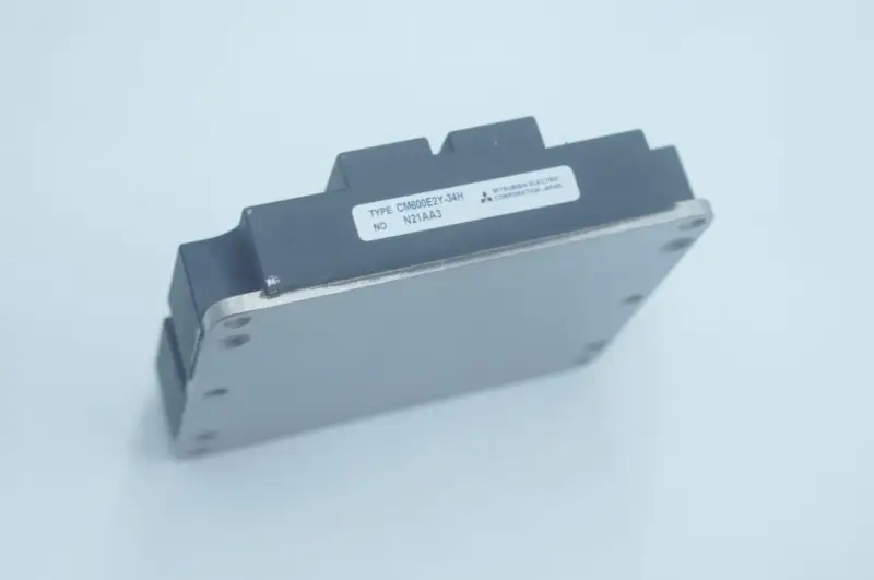 Módulo IGBT Mitsubishi CM600E2Y-34H