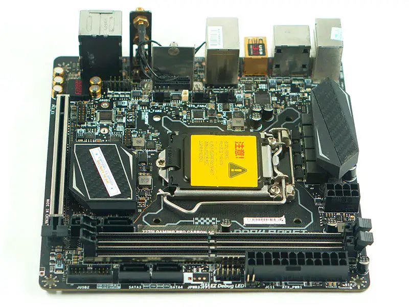 Placa-mãe MSI Z270I GAMING PRO CARBON AC