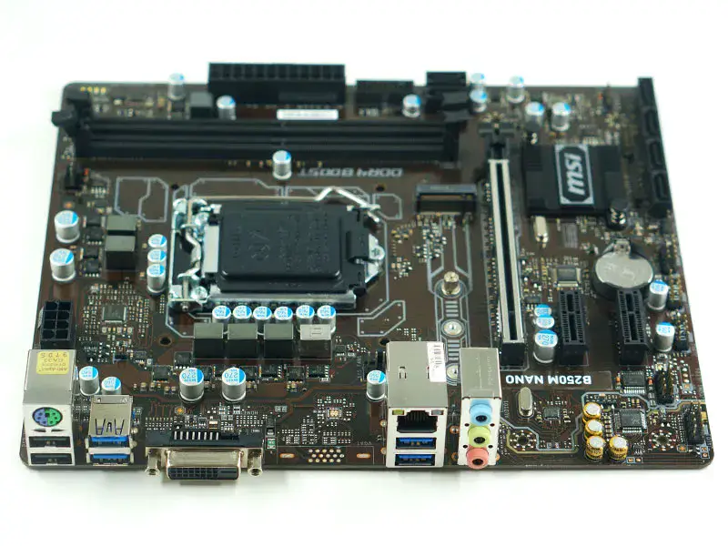 Placa-mãe MSI B250M NANO