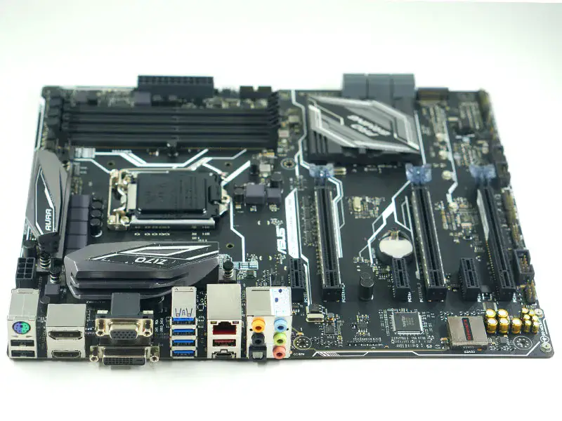 Placa-mãe Asus Z170-PRO GAMING/AURA