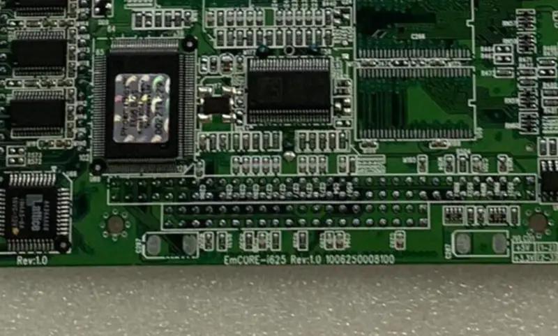 Placa-mãe industrial ARBOR EMCORE-i625 REV 1.0