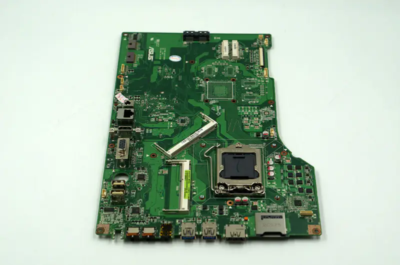 Placa-mãe Asus ET2700I