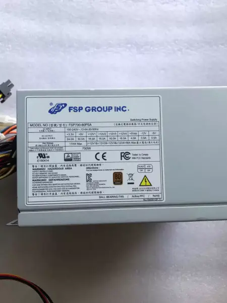 Fonte de alimentação FSP/Advantech 80plus Bronze 700W FSP700-80PSA PS8-700ATX-ZE SPI700A8BB FSP650-80GH